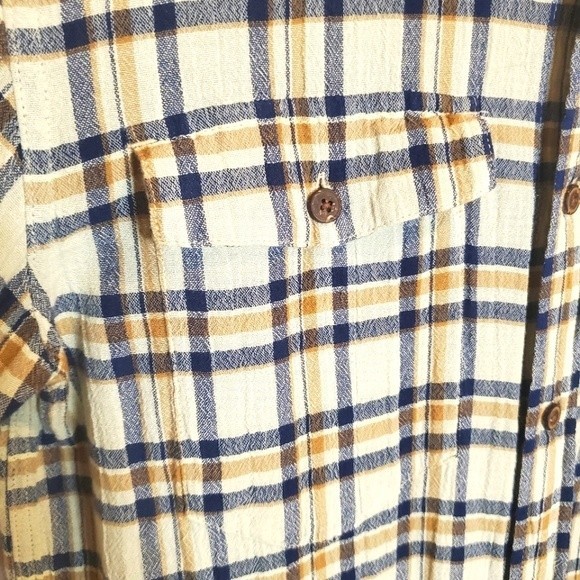 Patagonia plaid yellow and white button up cotton flannel shirt - Picture 5 of 10